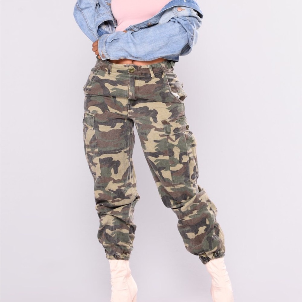 Cadet Kim fashion nova camo pants XL